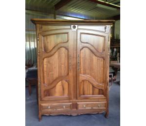 Armoire en noyer