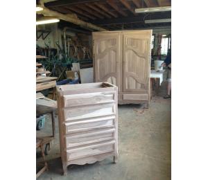 Fabrication d'une armoire et d'un chiffonnier en noyer