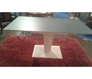 Table K dessus céramique socle et colonne en chêne 160x100cm + 1 allonge portefeuille de 49cm 2 535€  net TTC + 7€ d'éco-participation (le modèle exposé)