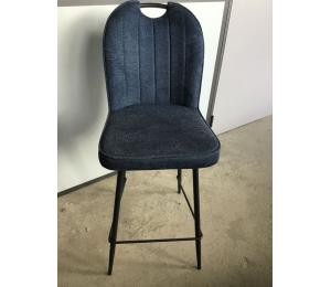 Chaise haute S62 coloris bleu cobalt (Existe aussi en beige sable, gris anthracite, jaune paille, rose saumon ou vert bouteille) (possibilité option plateau pivotant à 180°)