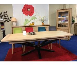 Table ARA en chêne massif 220 x 110cm + 4 allonges de 40cm, pied métal, plateau forme tonneau (Les dimensions peuvent être différentes ainsi que la forme du plateau)