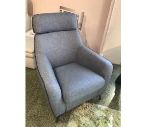 Fauteuil KARL avec appui-tête 1 003.50€ TTC + 10.50€ d'éco-participation (le modèle exposé)