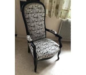 Fauteuil Voltaire L63.5 H112 P75cm  923.04€ + 3.80€ d'éco-participation (le modèle exposé)